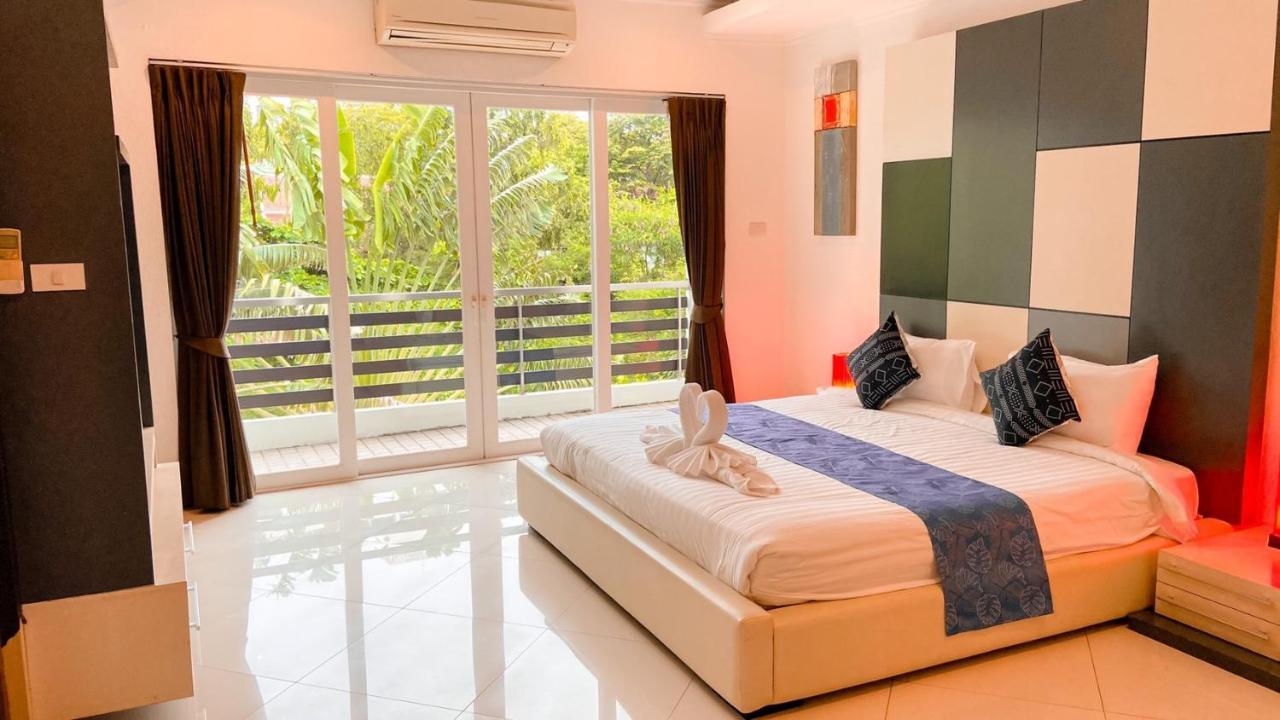 Hidden Palm Pool Villas Pattaya Eksteriør billede