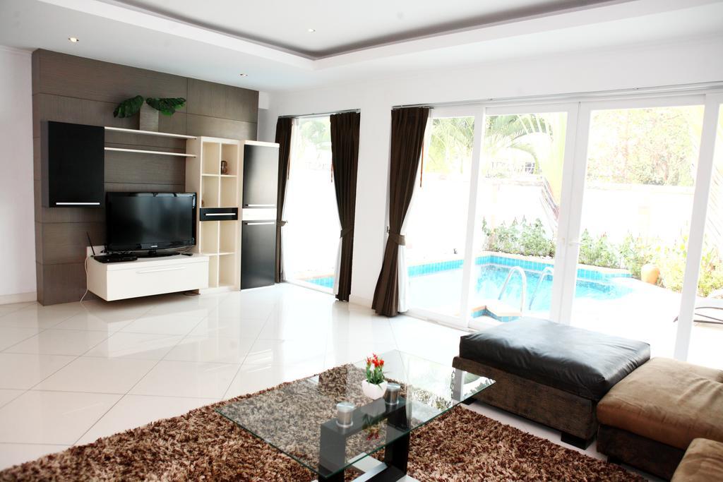 Hidden Palm Pool Villas Pattaya Eksteriør billede